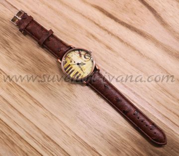Часовник за ръка с музикални мотиви и кафява каишка