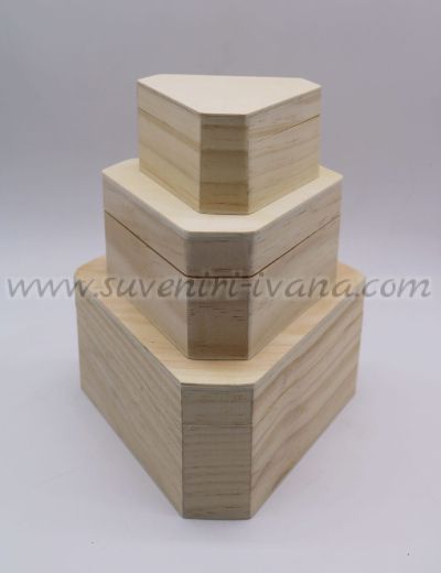 Дървени кутии с триъгълна форма, комплект 3 броя