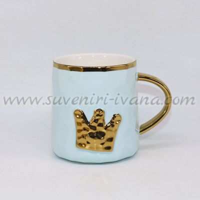 Цветни чаши за чай или кафе със златна корона, модел четири
