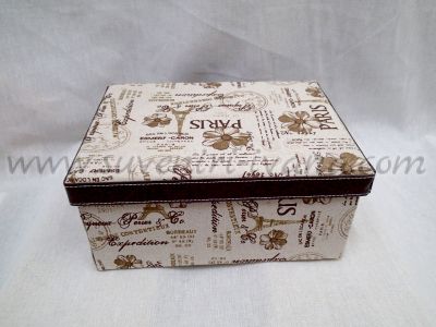 Кутия за подаръци от картон с текстилно покритие 30,5 х 22,5 х 14 см