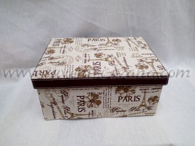 Кутия за подаръци от картон с текстилно покритие 33,5 х 25 х 15 см