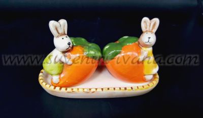 Комплект солнички зайчета с морков с чинийка