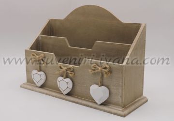 дървена кутия за писма