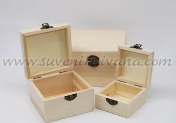 Квадратни дървени кутии, комплект 3 броя