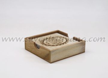 Гравирани дървени подложки за чаши с кутийка