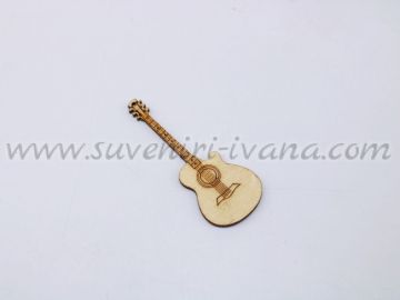 Дървен елемент за декорация китара 7,5 х 3,0 см