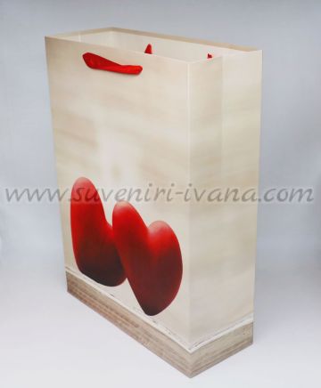 Торбичка за подаръци със сърца 31,0 х 42,0 х 12,0 см, модел три