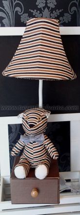 Лампа с чекмедже и мече от текстил 25,0 х 62,0 см.