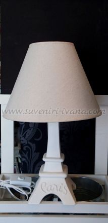 Лампа с основа айфелова кула от полирезин и шапка от текстил 18,0 х 25,0 см.