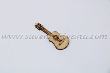 Дървен елемент за декорация китара 3,5 х 1,5 см