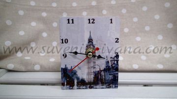 Часовник настолен Лондон  8,0 х 10,0 см.
