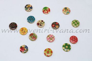 Дървени копчета с цветен принт 1,5 см
