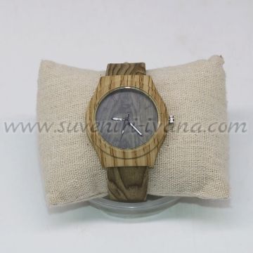 Часовник за ръка дървесен цвят марка 'Pinbo', модел три