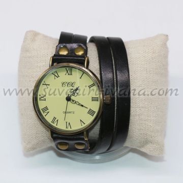 Часовник за ръка тип гривна с каишка от естествена кожа, модел шест