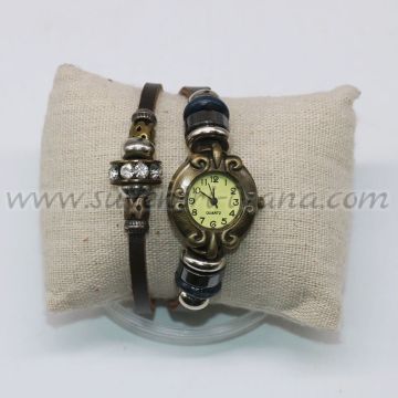 Часовник за ръка с камъчета, мъниста и каишка от естествена кожа