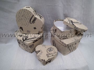 Комплект кутии за подаръци сърце с покритие от ленено-памучен плат
