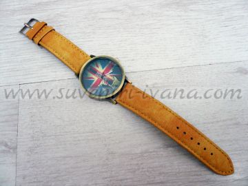 Часовник за ръка с надпис 'God Save The Queen'