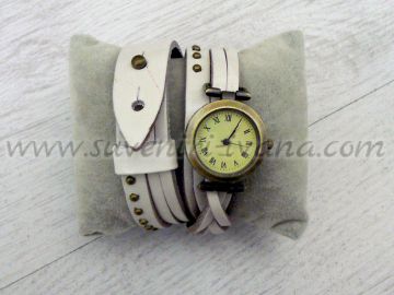 Часовник гривна в стил винтидж с бяла каишка от естествена кожа