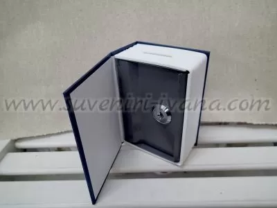 Книга - касичка със скрит стоманен сейф 11,5 х 8,0 х 4,5 см.