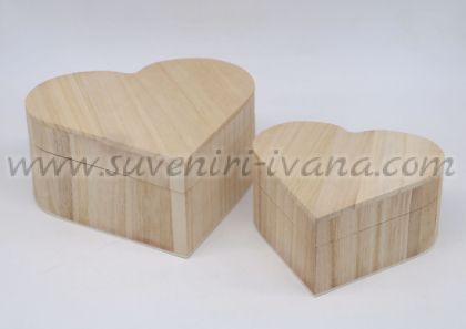 дървени кутии сърце