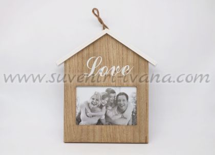 дървена рамка за снимки Love