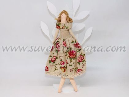 кукла от текстил с рокля на рози
