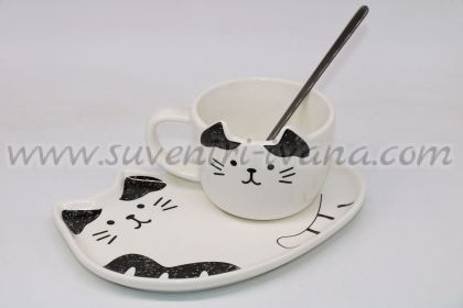 комплект серия котки чаша, чинийка и лъжичка модел едно