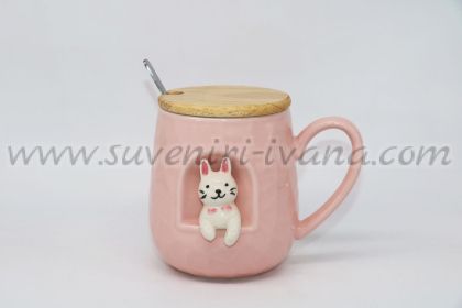 розова чаша със зайче бамбуково капаче и лъжичка