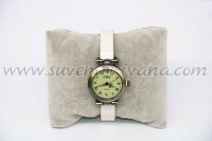 винтидж часовник за ръка с каишка от естествена кожа