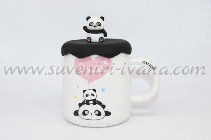 чаши серия Panda със силиконово капаче и лъжичка