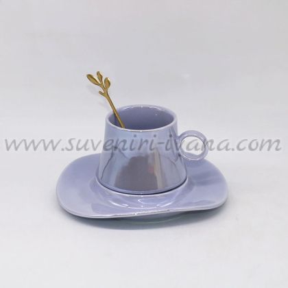 комплект чаша с чинийка в лилав цвят
