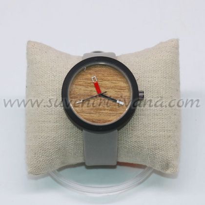 часовник за ръка с дървен циферблат и кожена каишка модел две