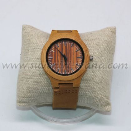 дървен часовник за ръка със светлокафява кожена каишка
