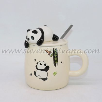 чаша Happy Panda с капаче и лъжичка