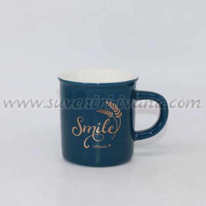 тъмносиня чашка за кафе Smile