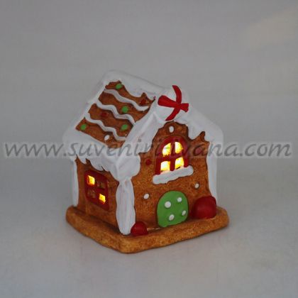 джинджифилова коледна къщичка с LED светлина