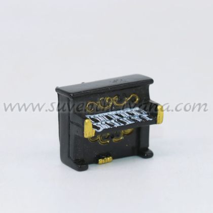 мини фигурка пиано от полирезин