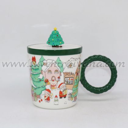 коледна чаша с капаче и весел коледен дизайн