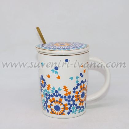 чаша с ориенталски мотиви