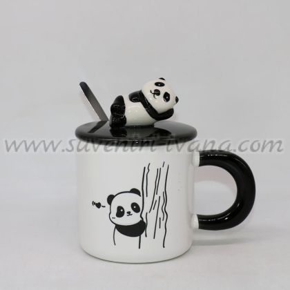 чаша с 3D панда капак и лъжичка