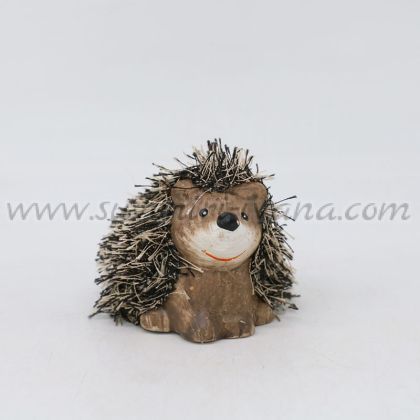 малко керамично декоративно таралежче с текстилни бодлички