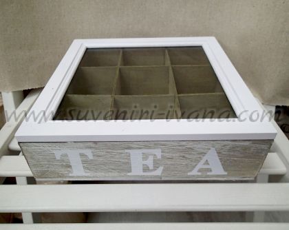 Дървена кутия за чай със стъклен капак  24,0 х 7,0 х 24,0 см.