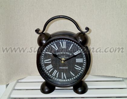 Часовник тип будилник 21,0 х 16,0 см.