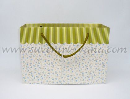 картонена торбичка за подаръци на цветя