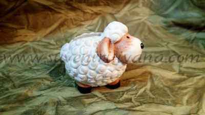 Овца касичка - керамична 8,0 х 6,5 см.