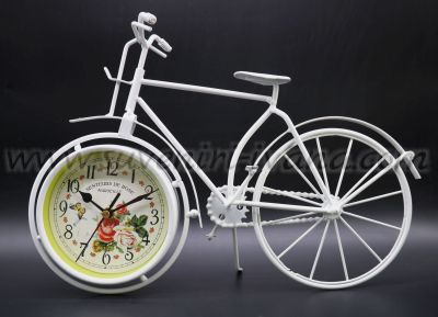 часовник бяло метално колело