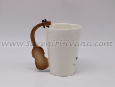 чаша с ноти и дръжка виола