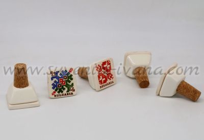 български сувенир керамична тапа за вино с шевици