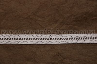Памучна дантела цвят антично бяло, ширина 1,0 см.