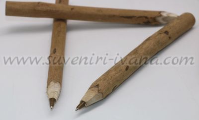 дървена химикалка